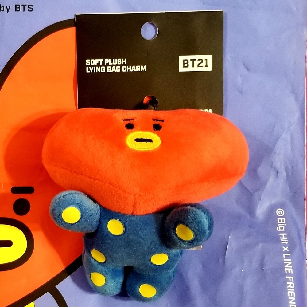 BT21  OFFICIAL Tata's Soft Plush Lying Bag Charm - Picture 8 of 8